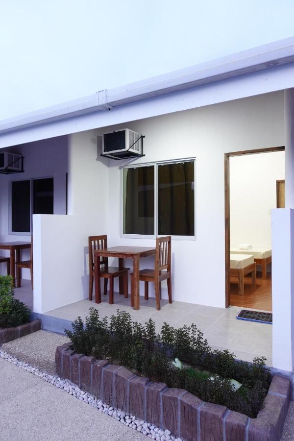 Badi'S Place Moalboal Dış mekan fotoğraf